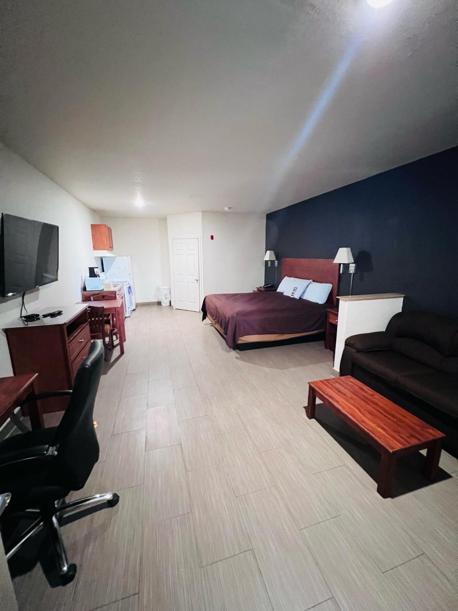 Lone Star Inn And Suites ויקטוריה מראה חיצוני תמונה
