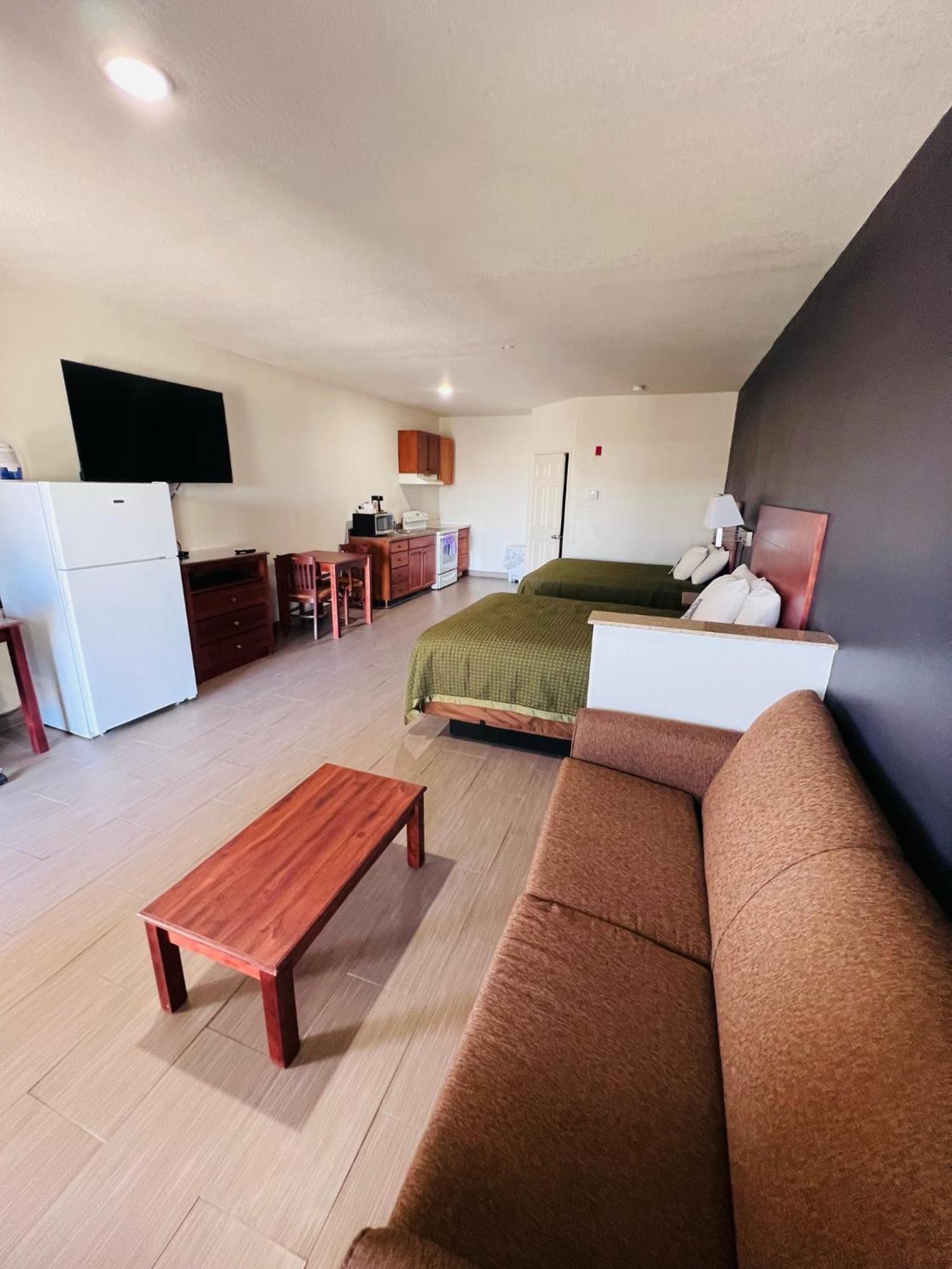 Lone Star Inn And Suites ויקטוריה מראה חיצוני תמונה