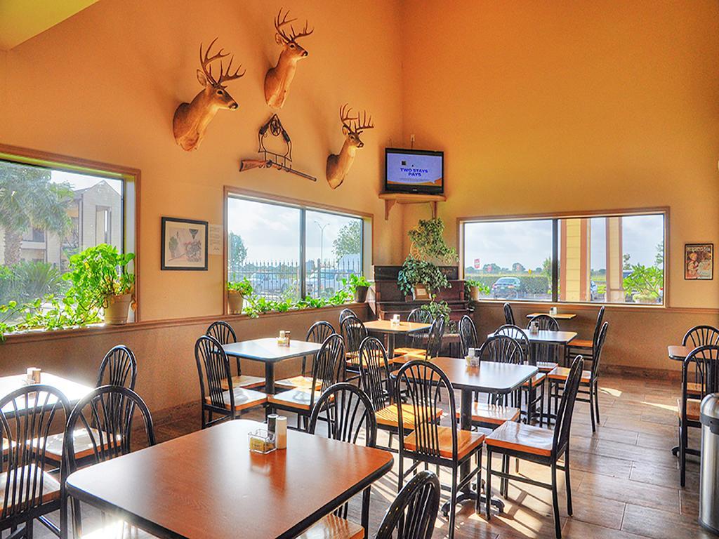 Lone Star Inn And Suites ויקטוריה מראה חיצוני תמונה
