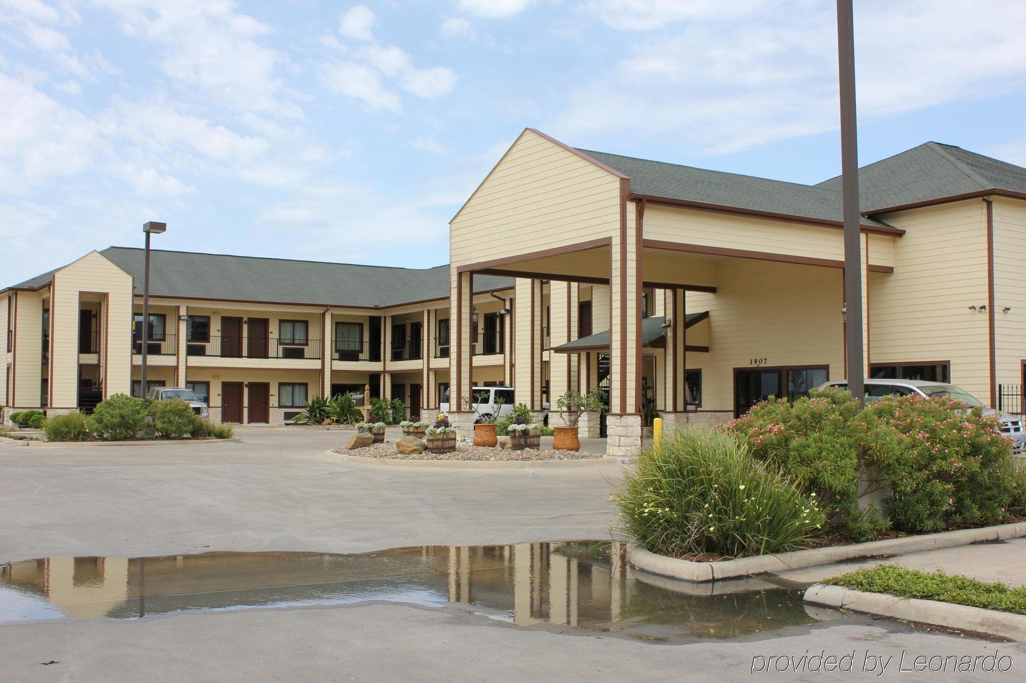 Lone Star Inn And Suites ויקטוריה מראה חיצוני תמונה