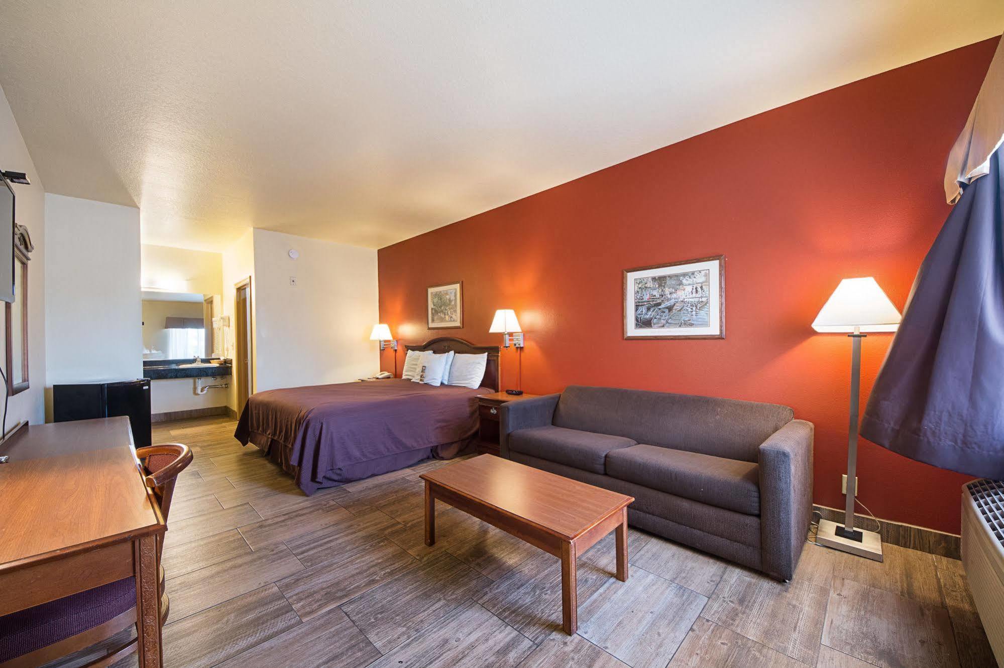 Lone Star Inn And Suites ויקטוריה מראה חיצוני תמונה