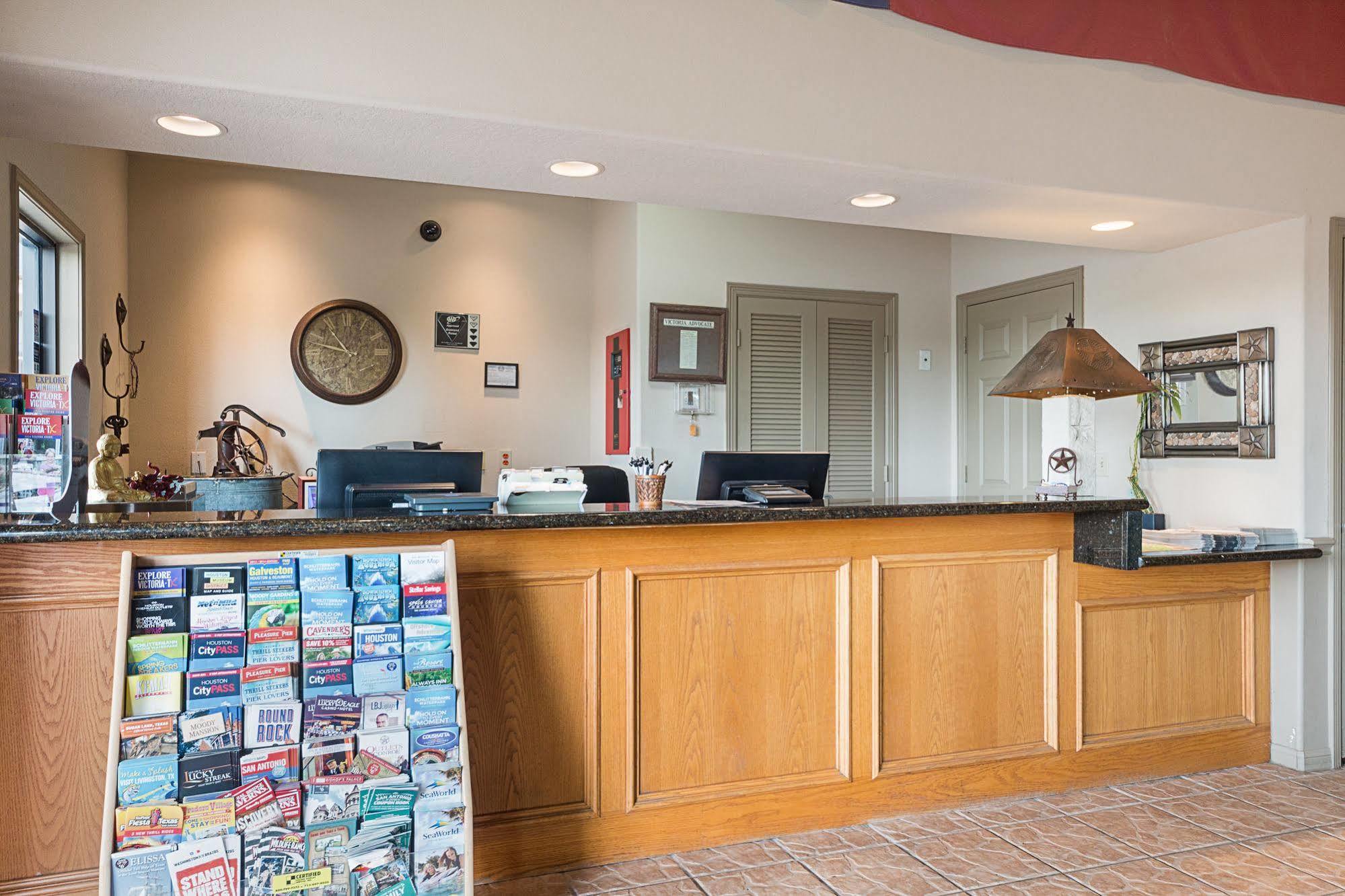 Lone Star Inn And Suites ויקטוריה מראה חיצוני תמונה
