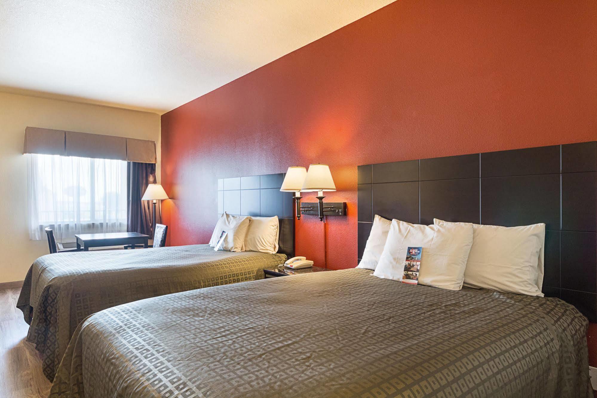 Lone Star Inn And Suites ויקטוריה מראה חיצוני תמונה