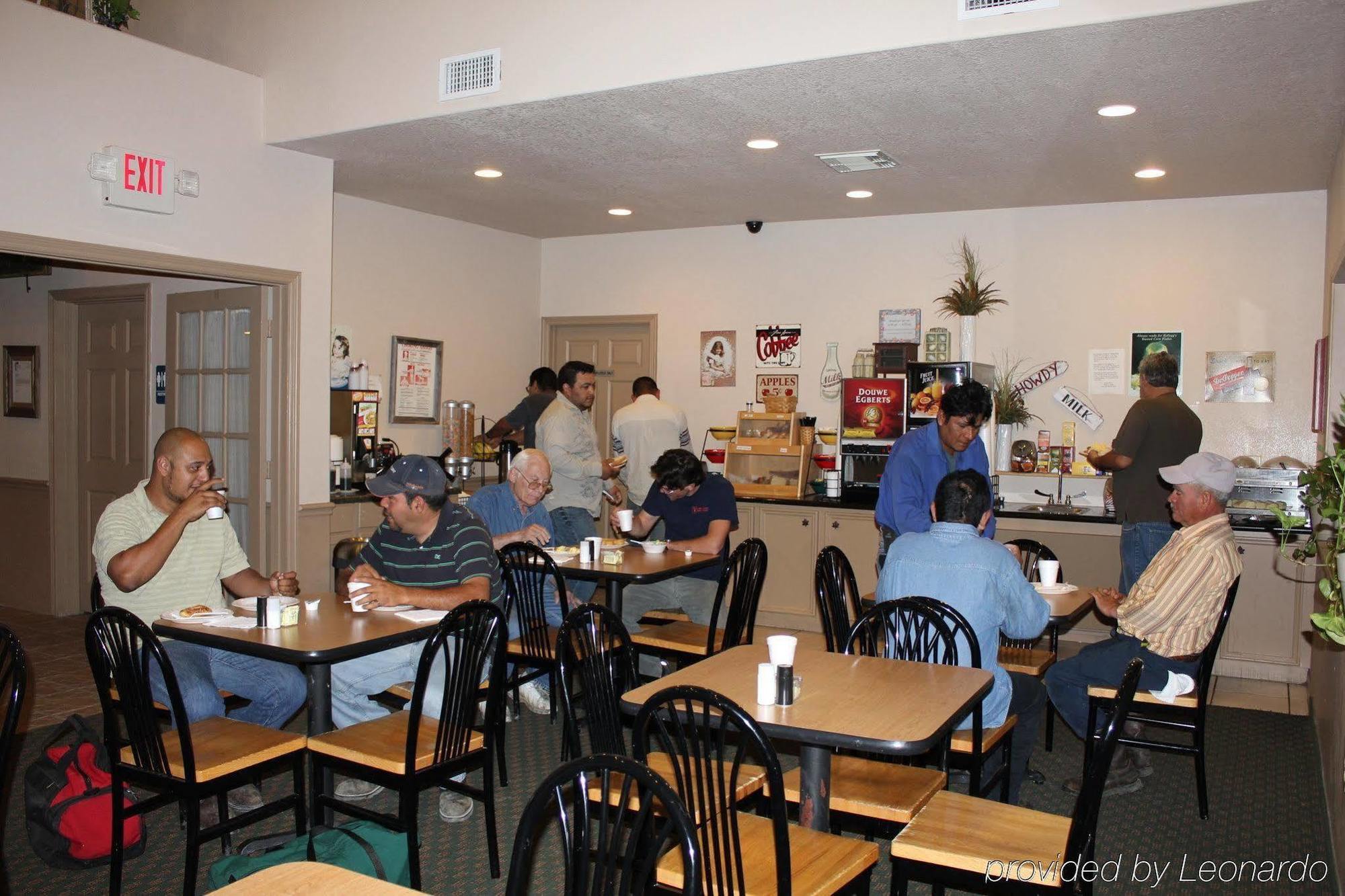 Lone Star Inn And Suites ויקטוריה מראה חיצוני תמונה